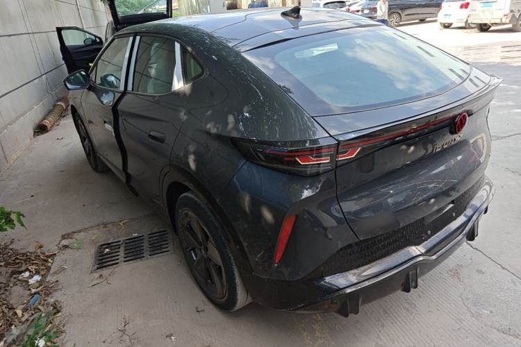 Used Volkswagen ID.UNYX 2025 Pure Model Rear Left 45 Deg