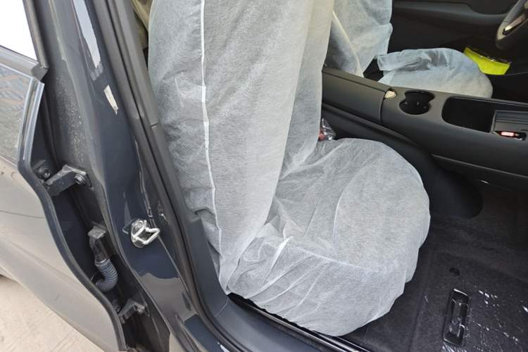 Used Volkswagen ID.UNYX 2025 Pure Model Right Front Seat