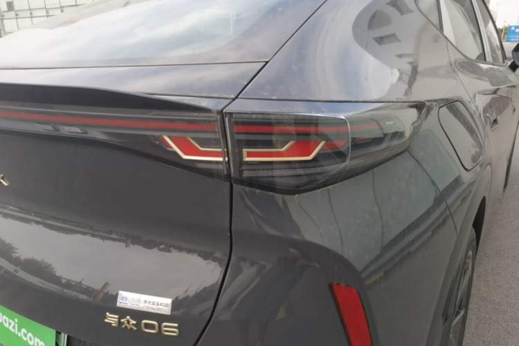 Used Volkswagen ID.UNYX 2025 Pure Model Right Rear Taillight