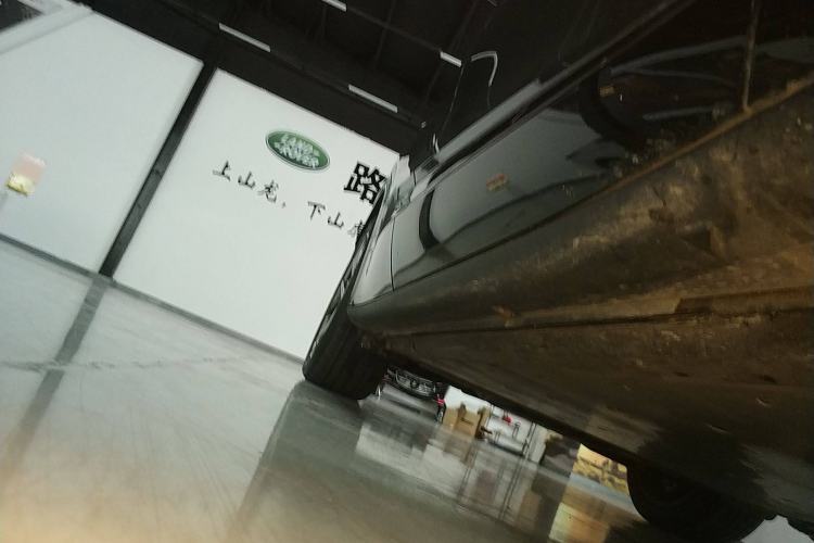 Used Volkswagen ID.UNYX 2025 Pro model Right Side Sill
