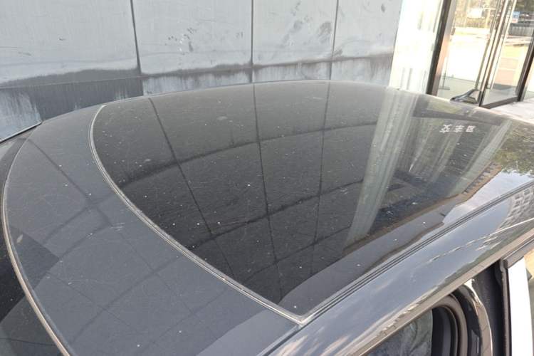 Used Volkswagen ID.UNYX 2025 Pure Model Roof