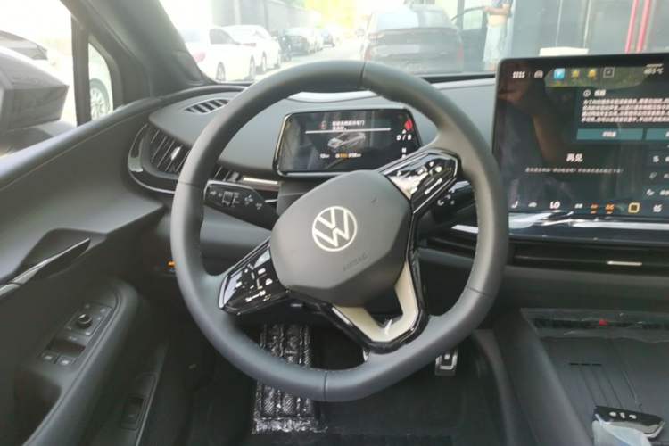 Used Volkswagen ID.UNYX 2025 Pure Model Steering Wheel