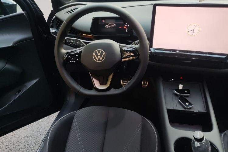Used Volkswagen ID.UNYX 2025 Pure Model Steering Wheel