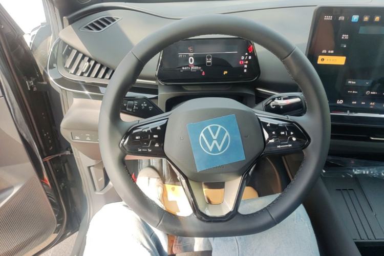 Used Volkswagen ID.UNYX 2025 Pure Model Steering Wheel