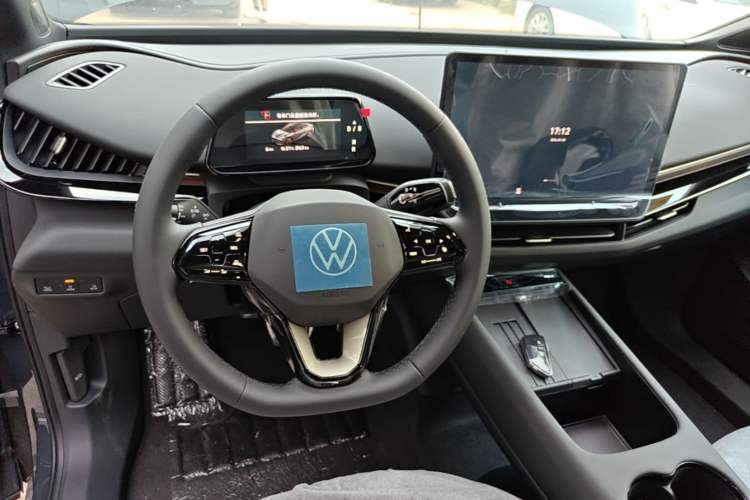 Used Volkswagen ID.UNYX 2025 Pure Model Steering Wheel