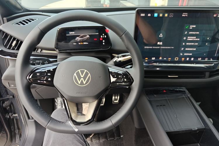 Used Volkswagen ID.UNYX 2025 Pure Model Steering Wheel