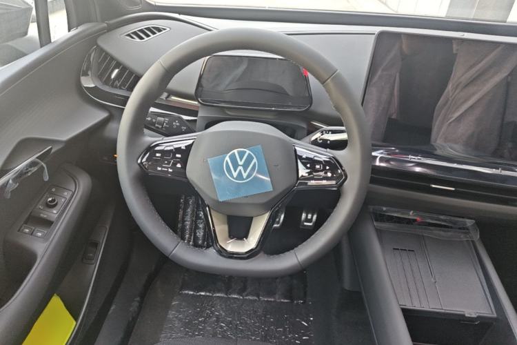 Used Volkswagen ID.UNYX 2025 Pure Model Steering Wheel