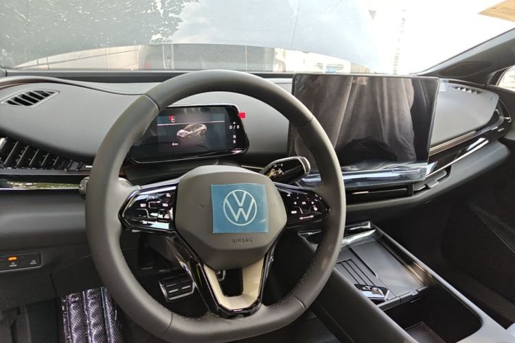 Used Volkswagen ID.UNYX 2025 Pure Model Steering Wheel