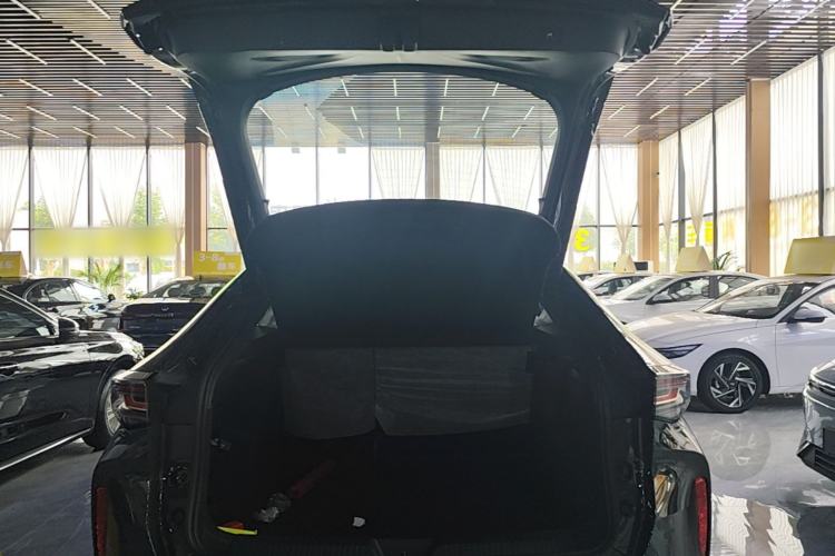 Used Volkswagen ID.UNYX 2025 Pure Model Trunk