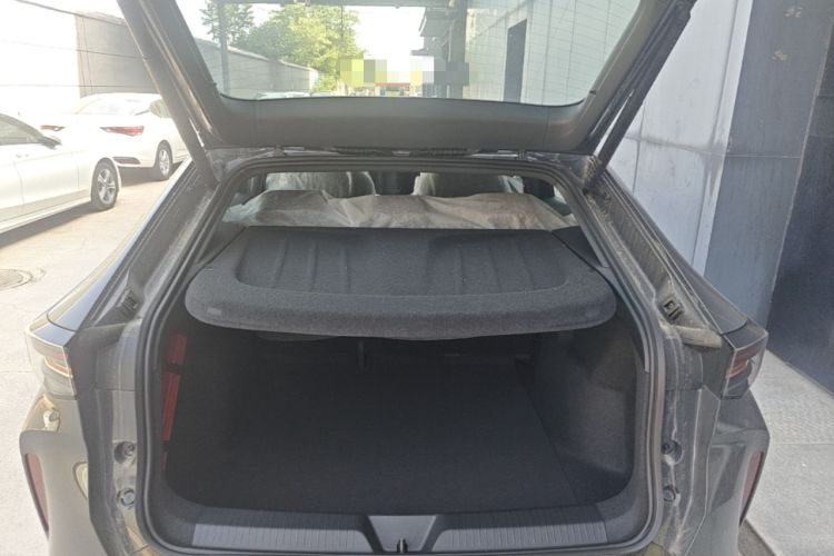 Used Volkswagen ID.UNYX 2025 Pure Model Trunk