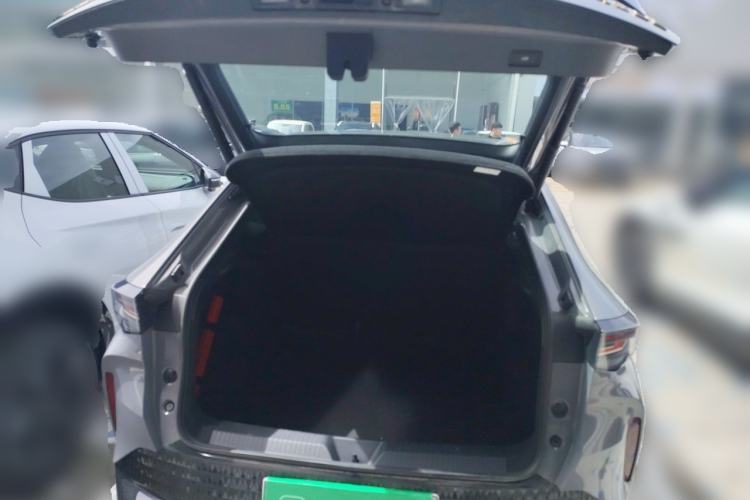 Used Volkswagen ID.UNYX 2025 Pure Model Trunk