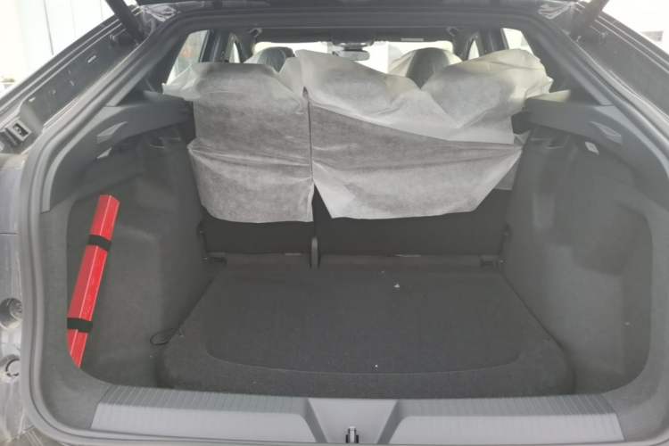 Used Volkswagen ID.UNYX 2025 Pure Model Trunk