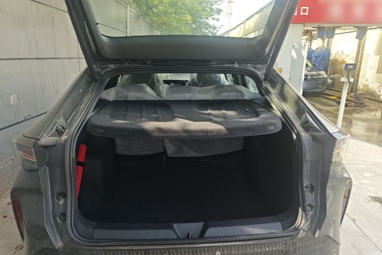 Used Volkswagen ID.UNYX 2025 Pure Model Trunk