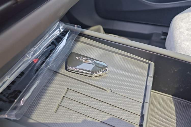 Used Volkswagen ID.UNYX 2025 Pure Model Vehicle Key