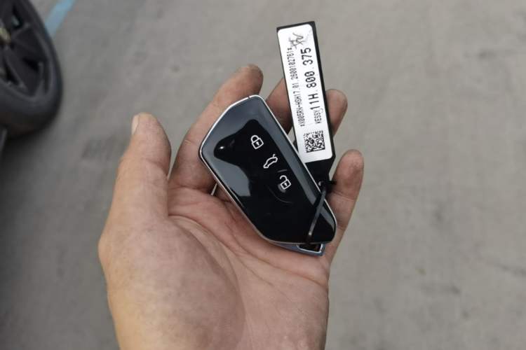 Used Volkswagen ID.UNYX 2025 Pure Model Vehicle Key