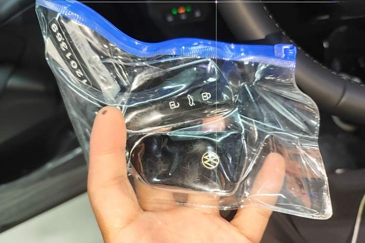 Used Volkswagen ID.UNYX 2025 Pure Model Vehicle Key
