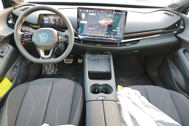 Used Volkswagen ID.UNYX 2025 Pure Model Center Console
