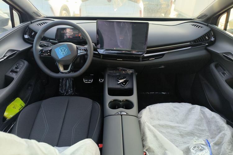 Used Volkswagen ID.UNYX 2025 Pure Model Center Console