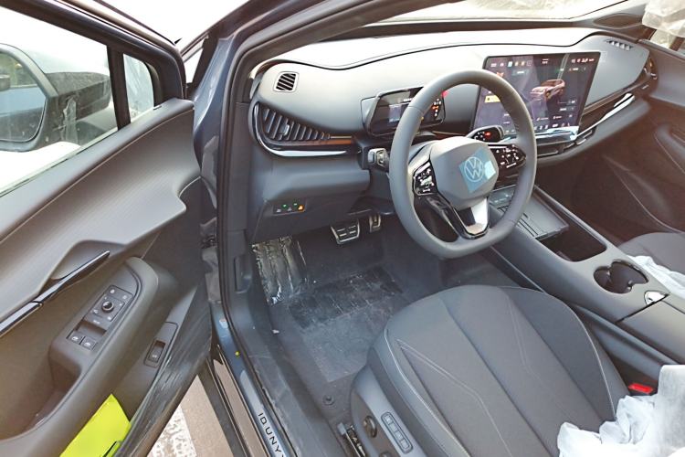 Used Volkswagen ID.UNYX 2025 Pure Model Driver Seat