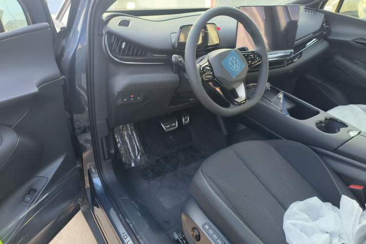 Used Volkswagen ID.UNYX 2025 Pure Model Driver Seat