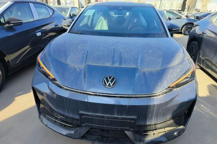 Used Volkswagen ID.UNYX 2025 Pure Model Front