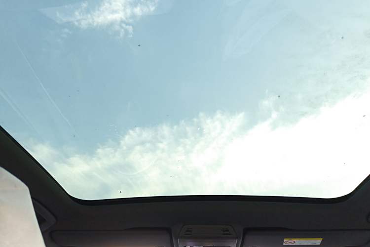 Used Volkswagen ID.UNYX 2025 Pure Model Headliner