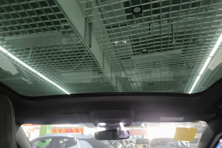 Used Volkswagen ID.UNYX 2025 Pro model Headliner
