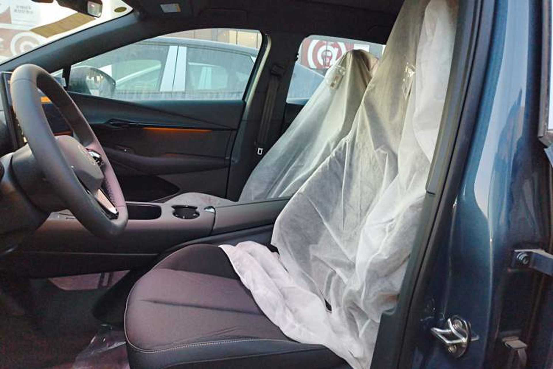 Used Volkswagen ID.UNYX 2025 Pure Model Left Front Seat