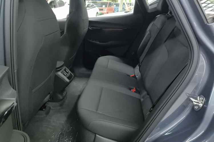 Used Volkswagen ID.UNYX 2025 Pro model Left Rear Seat