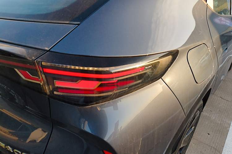 Used Volkswagen ID.UNYX 2025 Pure Model Right Rear Taillight
