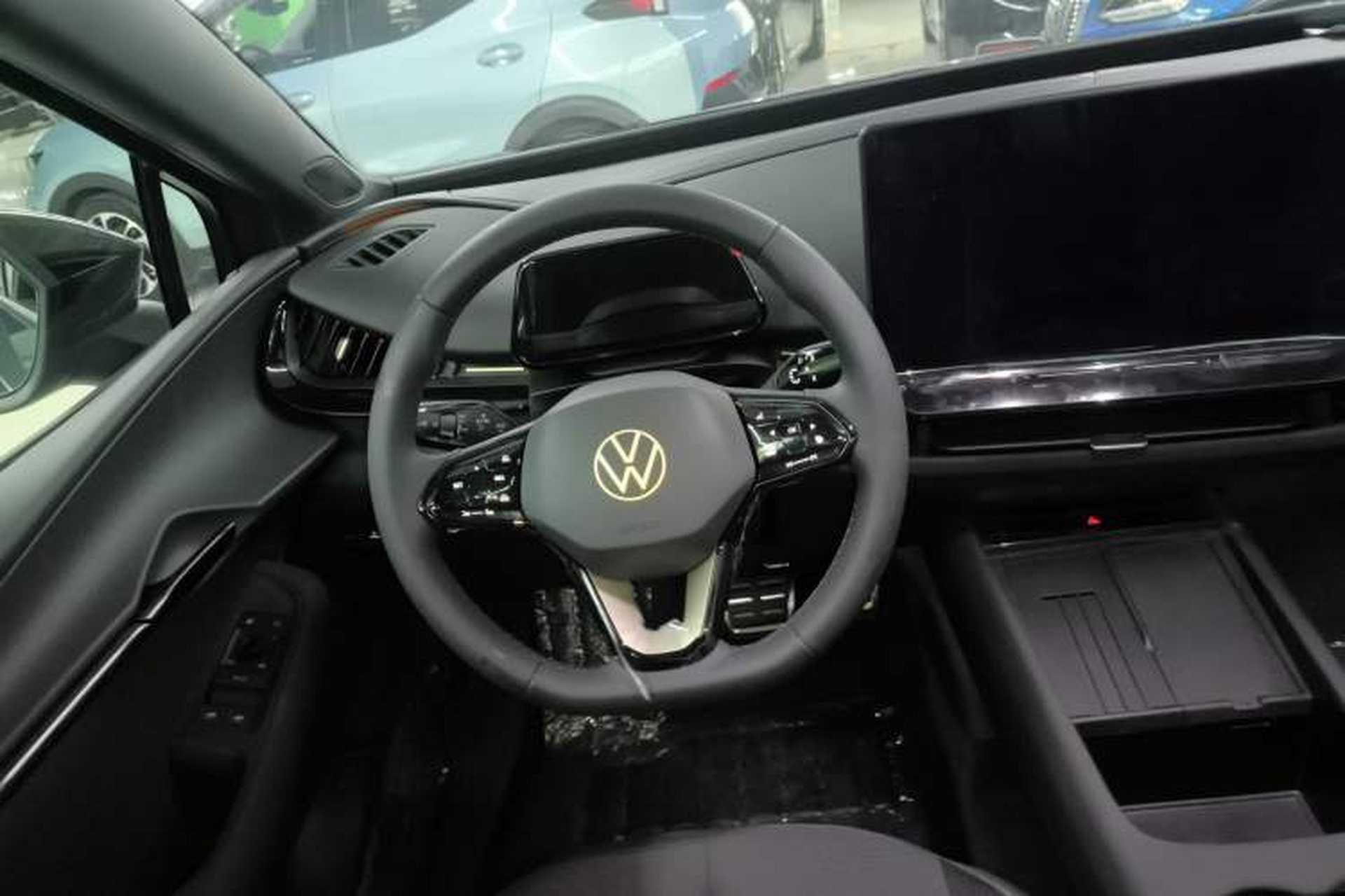 Used Volkswagen ID.UNYX 2025 Pro model Steering Wheel