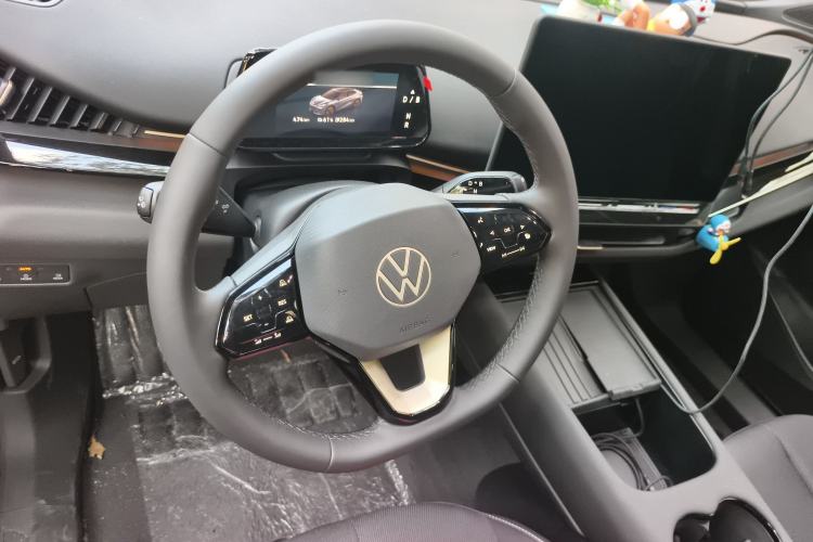 Used Volkswagen ID.UNYX 2025 Pure Model Steering Wheel
