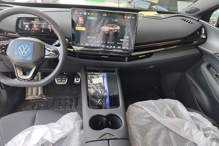 Used Volkswagen ID.UNYX 2025 Pure Model Audio And AC Panel