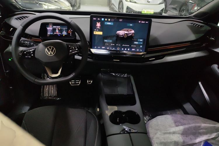 Used Volkswagen ID.UNYX 2025 Pure Model Center Console