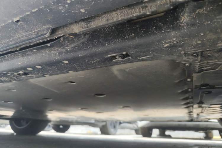 Used Volkswagen ID.UNYX 2025 Pure Model Chassis Front Right