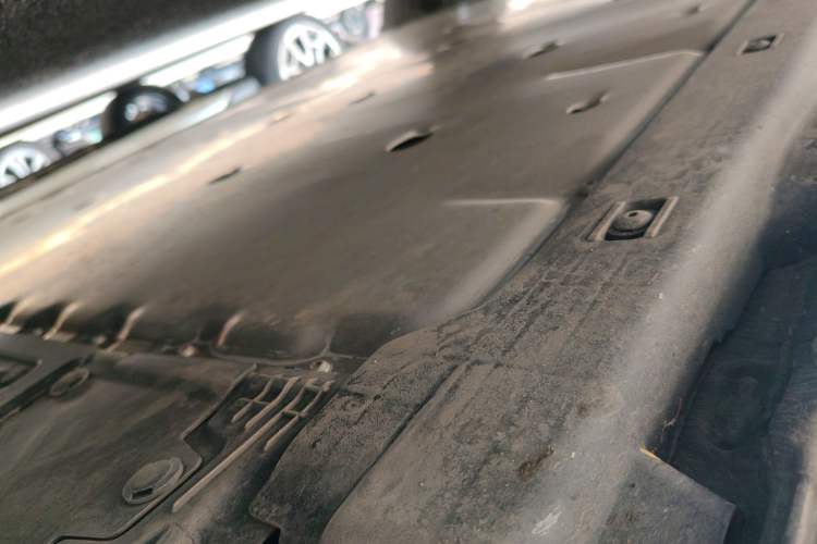 Used Volkswagen ID.UNYX 2025 Pure Model Chassis Front Right