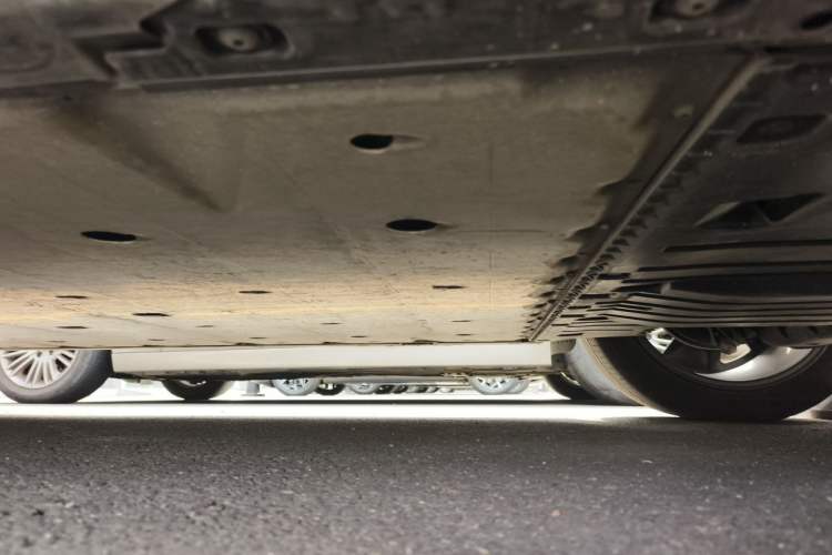 Used Volkswagen ID.UNYX 2025 Ultra Model Chassis Rear Left