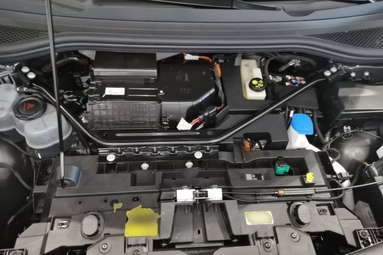 Used Volkswagen ID.UNYX 2025 Pure Model Engine Bay