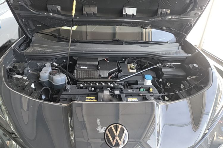 Used Volkswagen ID.UNYX 2025 Pure Model Engine Bay