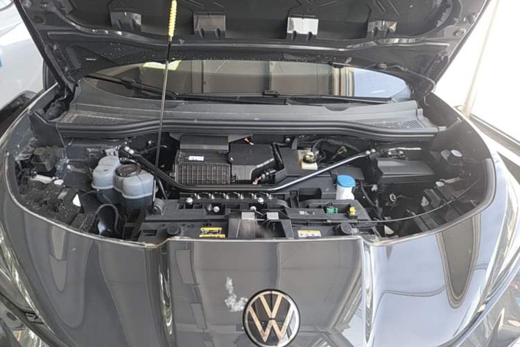 Used Volkswagen ID.UNYX 2025 Pure Model Engine Bay