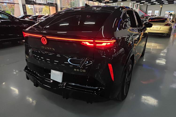 Used Volkswagen ID.UNYX 2025 Pro model Exterior 5