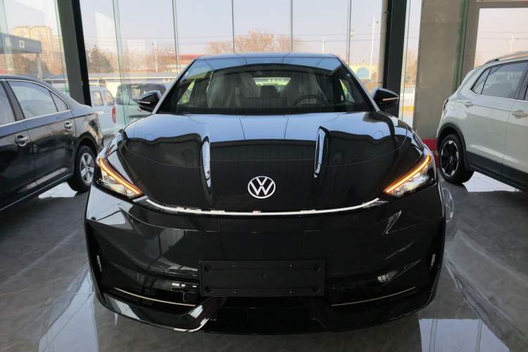 Used Volkswagen ID.UNYX 2025 Pure Model Front