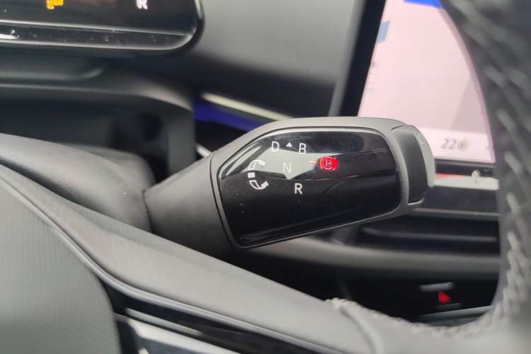 Used Volkswagen ID.UNYX 2025 Pure Model Gear Lever