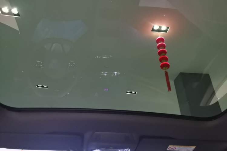 Used Volkswagen ID.UNYX 2025 Pure Model Headliner
