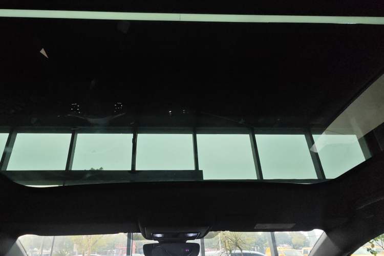 Used Volkswagen ID.UNYX 2025 Pure Model Headliner