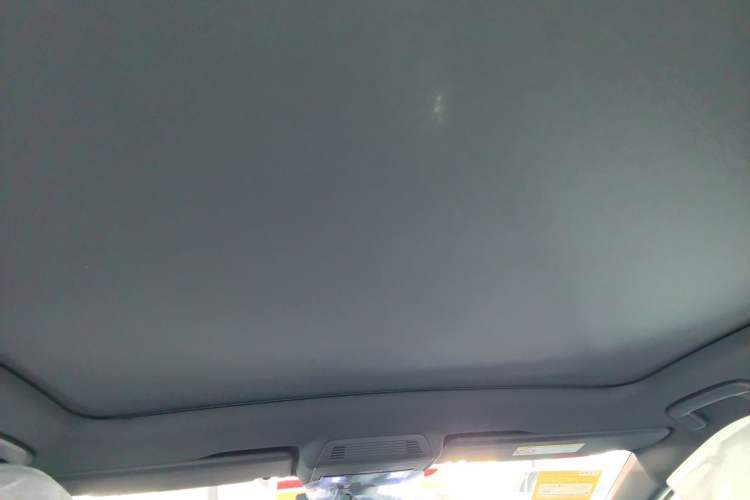 Used Volkswagen ID.UNYX 2025 Pure Model Headliner