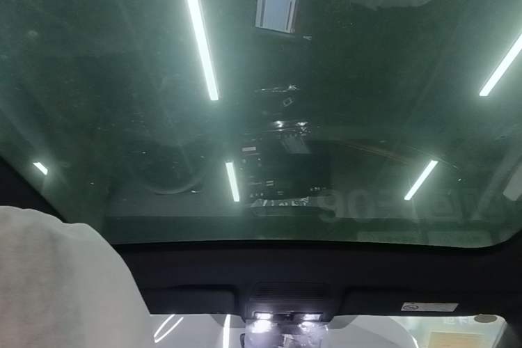 Used Volkswagen ID.UNYX 2025 Pure Model Headliner