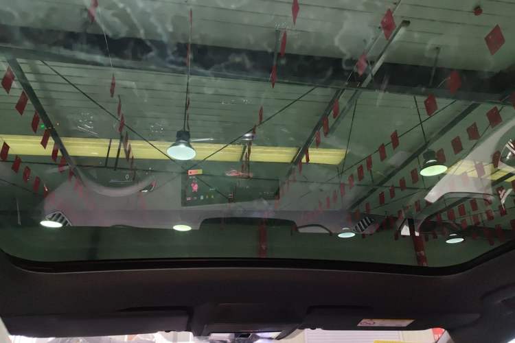 Used Volkswagen ID.UNYX 2025 Pure Model Headliner