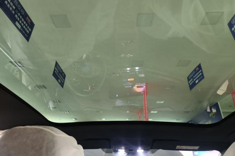 Used Volkswagen ID.UNYX 2025 Pure Model Headliner