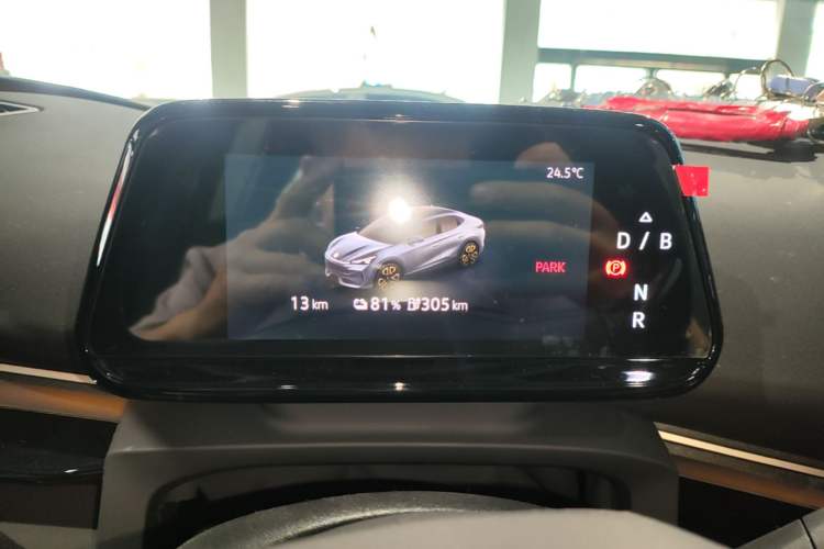 Used Volkswagen ID.UNYX 2025 Pure Model Instrument Cluster